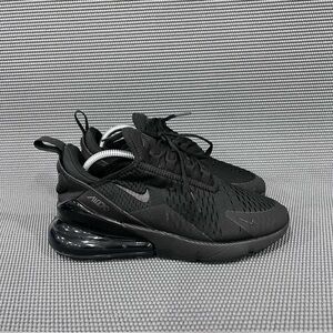 Nike Air Max 270 Womens Athletic Running Cross Training Sneaker Size 7 Black